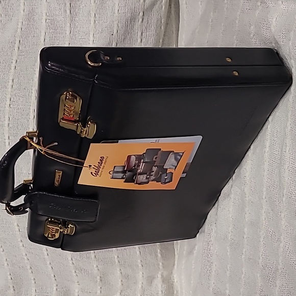 Gabbiano Excutive Briefcase - Picture 3 of 9